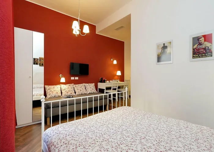 Domus Ponte Milvio Roma