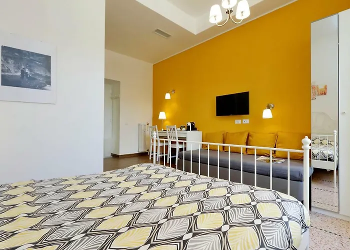 Domus Ponte Milvio Pensión 4*