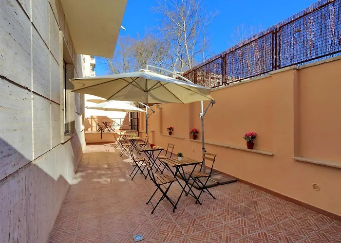 Domus Ponte Milvio Pensión 4*